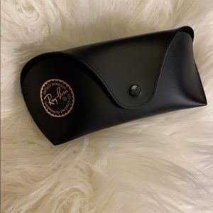 New large ray ban case